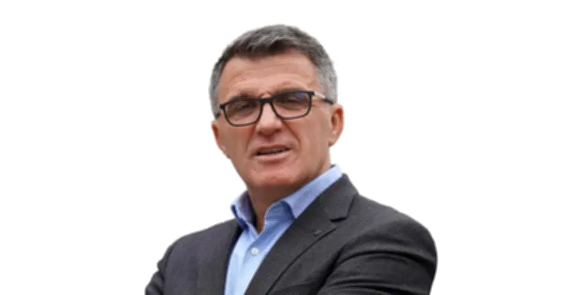 CSU-Politiker Delija Balidemaj erleidet dreifachen rassistischen Angriff im Wahlkampf