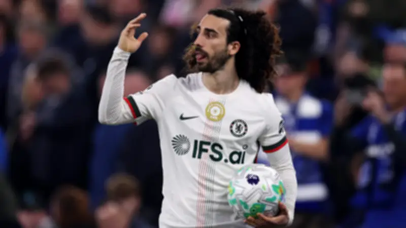 Cucurella flirtet mit Wechsel zu Barcelona: „Schwierig, in solchen Situationen abzulehnen“