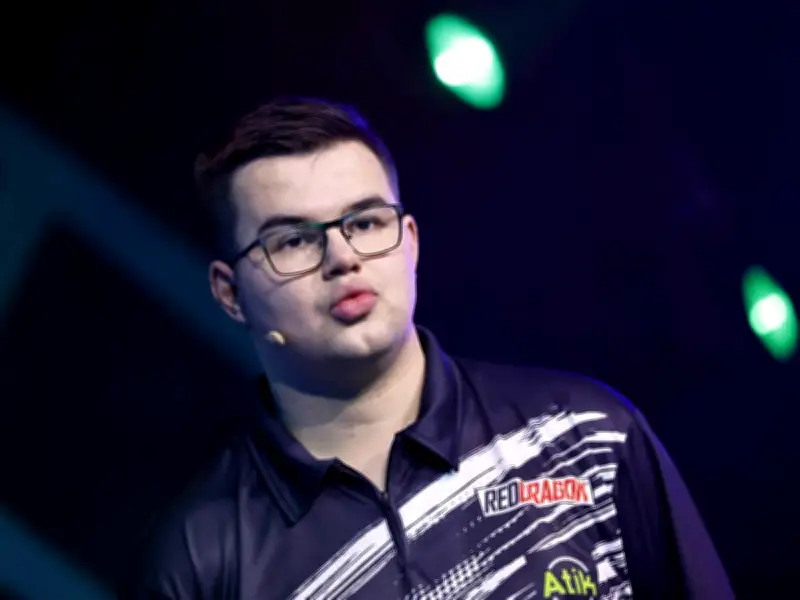 Darts-Star Gian van Veen im Krankenhaus: Premier League-Aus mit Folgen für van Gerwen