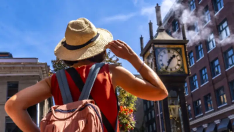 Das stille Verschwinden: Warum öffentliche Uhren aus dem Stadtbild verschwinden