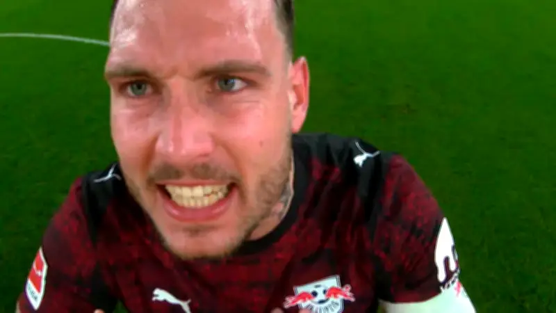 David Raum reklamiert lautstark: 'Braucht immer einen Krankenwagen!' gegen VfB-Stars