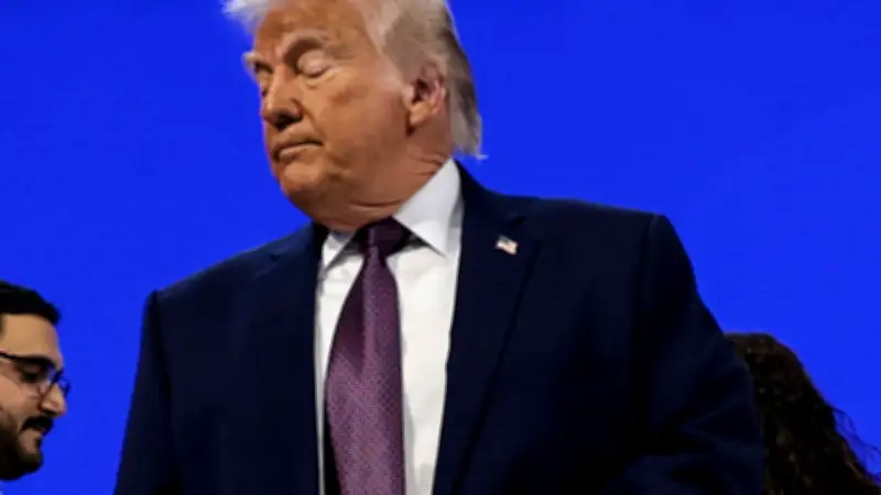 Davos-Rätsel gelöst: Weißes Haus erklärt Trumps Handfleck als Stoßverletzung