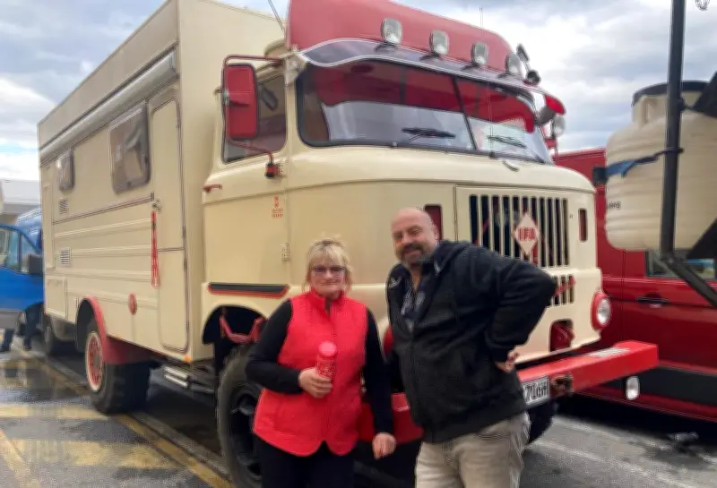 DDR-Lkw als Wohnmobil: Ehepaar fährt mit Ifa W50 von Zehmigkau bis nach Tunesien