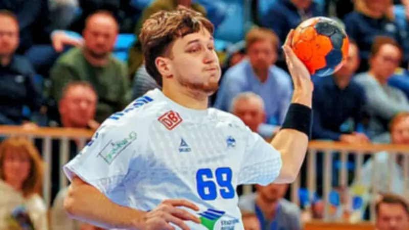 Dessau-Roßlauer HV bindet Talent Niklas Döbbel fest: Leihspieler erhält Vertrag für Zweitliga-Saison 2026/27