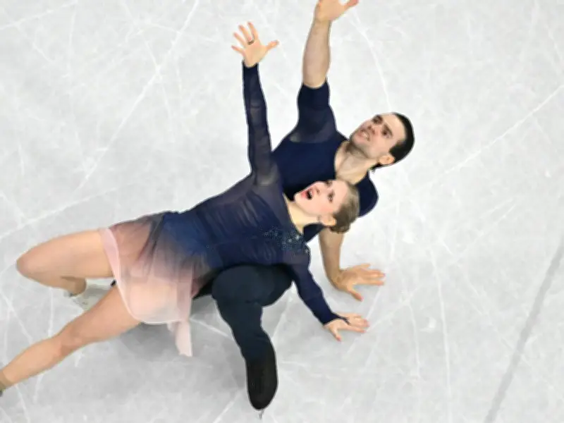 Deutsches Paar Hase/Volodin krönt Saison mit WM-Gold im Eiskunstlauf