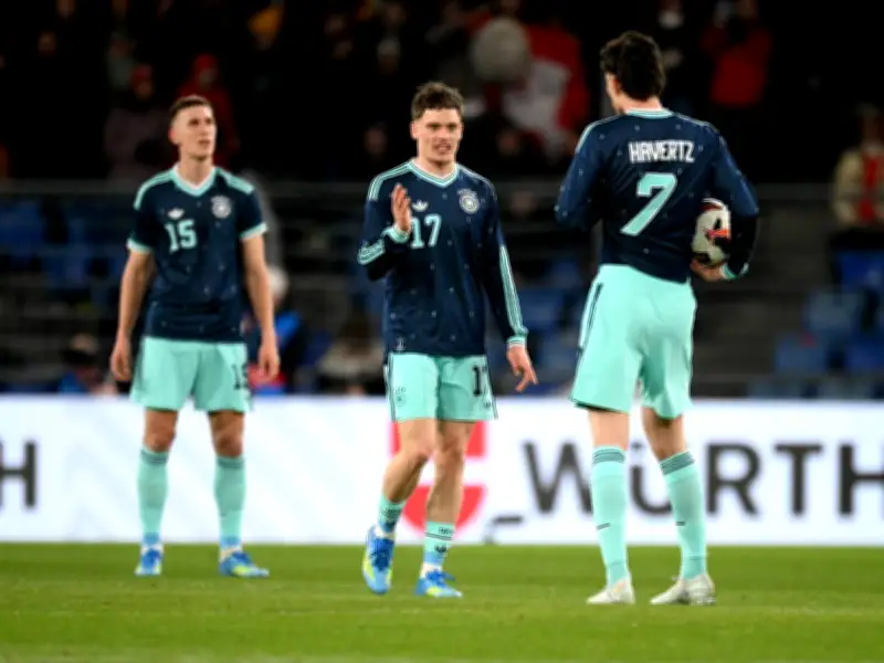 Deutschland siegt 4:3 gegen Schweiz: Wirtz glänzt, Defensive mit Schwächen