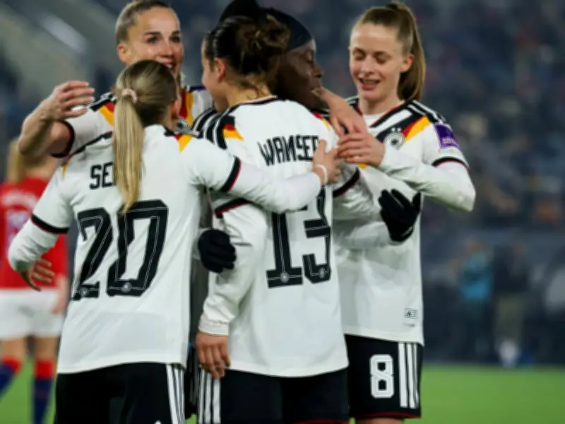 DFB-Frauen mit makelloser WM-Qualifikation: 4:0-Sieg in Norwegen begeistert Wück