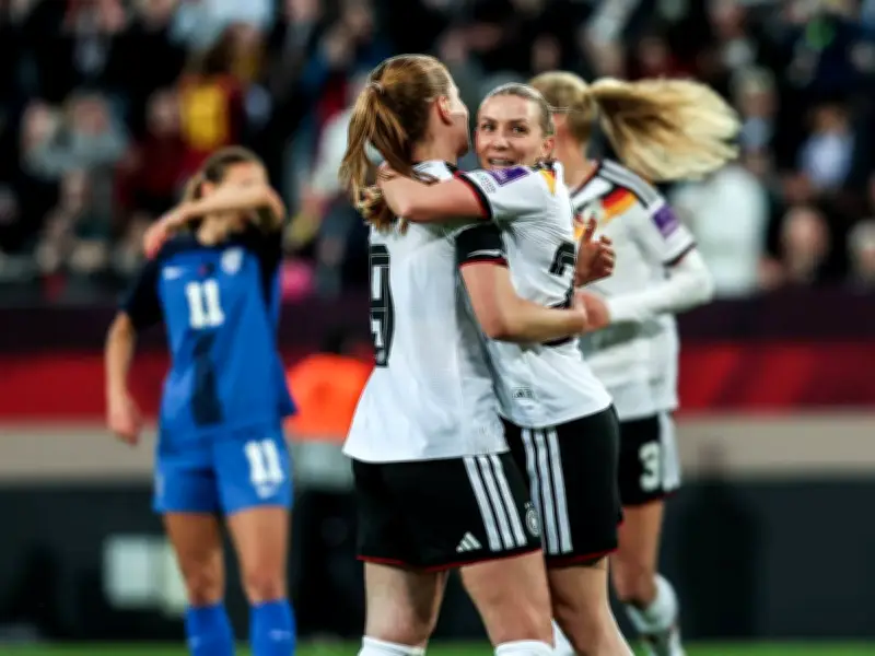 DFB-Frauen starten mit Schützenfest: 5:0-Sieg gegen Slowenien in WM-Qualifikation