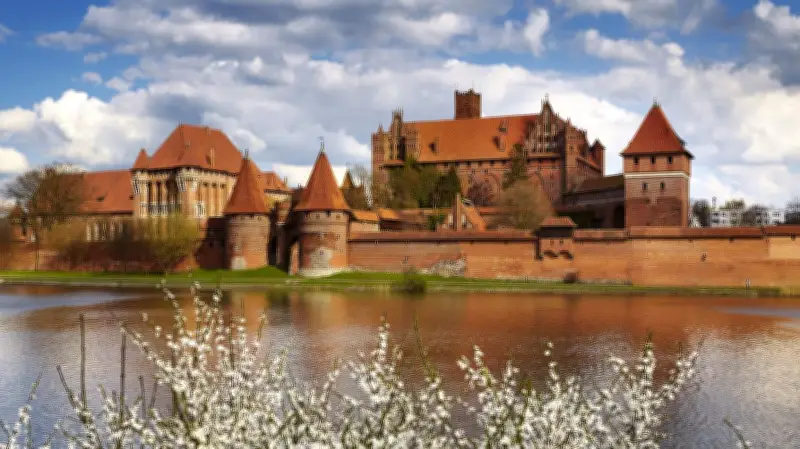 Die Marienburg: Größte Backsteinburg der Welt als UNESCO-Welterbe