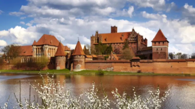 Die Marienburg: Vom Machtzentrum des Deutschen Ordens zum UNESCO-Welterbe