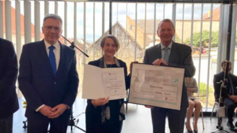 Doris Wille erhält Voß-Preis für Übersetzung und kritisiert Verlagspraxis