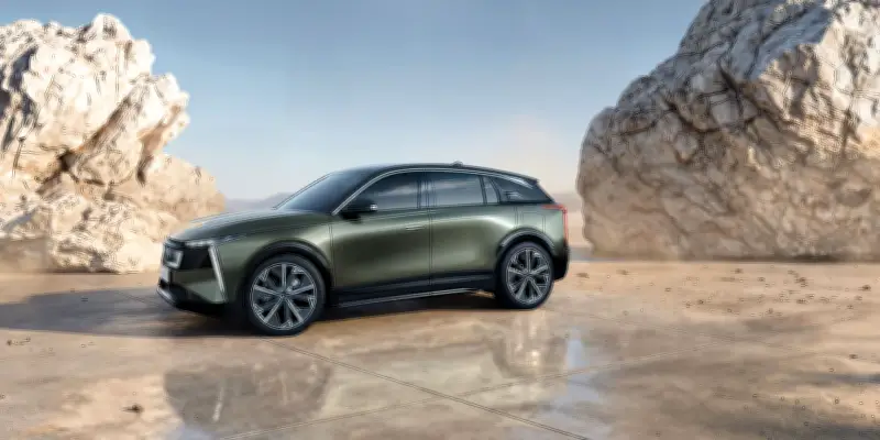 DS N°7: Französischer SUV-Charme für Familien mit neuem Antriebsangebot