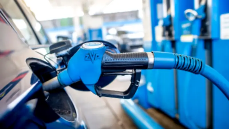 E10 drei Tage in Folge günstiger: Zeigt sich eine Trendwende an der Tankstelle?