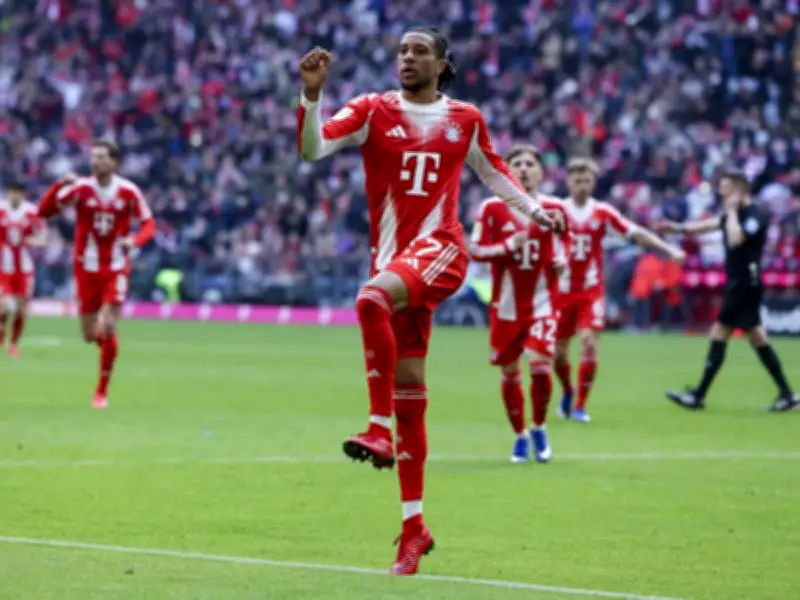 Effenbergs klarer Rat an Bayern-Star Olise: Bleib in München!