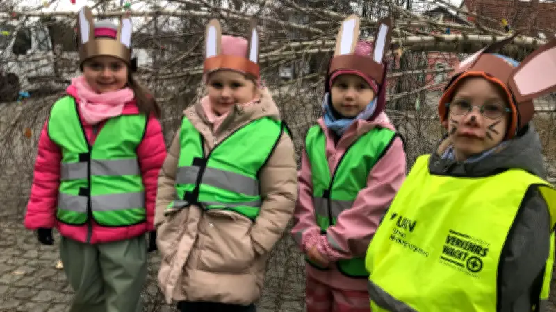 Eggesiner Osterbaum: Kita-Kinder begründen neue Tradition mit kreativem Schmuck