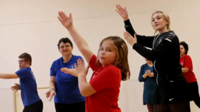 Ehrenamtspreis für Anika Schicke: Tanzbegeisterte Trainerin aus Halle für Bürgerpreis nominiert