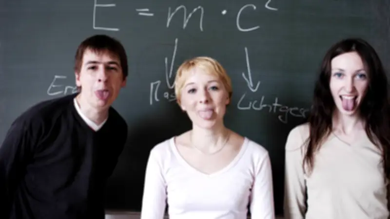 Einsteins legendäre Zunge: Wie ein rebellischer Augenblick zum Jahrhundertfoto wurde