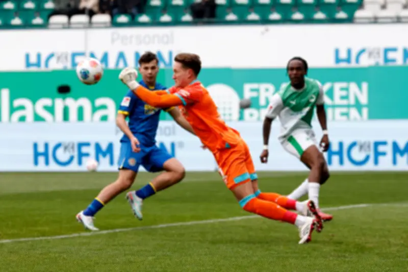 Eintracht Braunschweig verliert Kapitän Hoffmann für mehrere Wochen durch Hüftverletzung