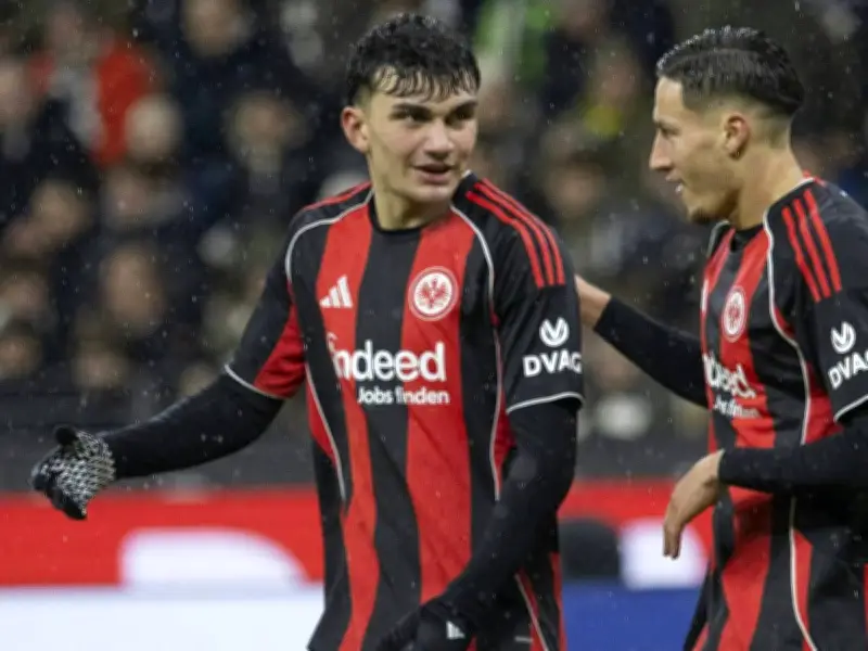 Eintracht Frankfurt muss gegen Heidenheim weiter auf Ebnoutalib und Uzun verzichten