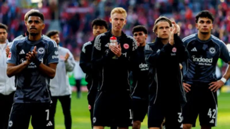 Eintracht Frankfurts Sorgenkind: Marktwert-Absturz erschüttert Transferpläne