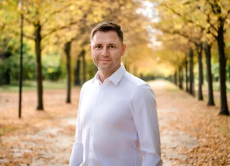 Einzelkandidat Marcel Schmidt gewinnt Landratswahl in Elbe-Elster gegen CDU-Amtsinhaber