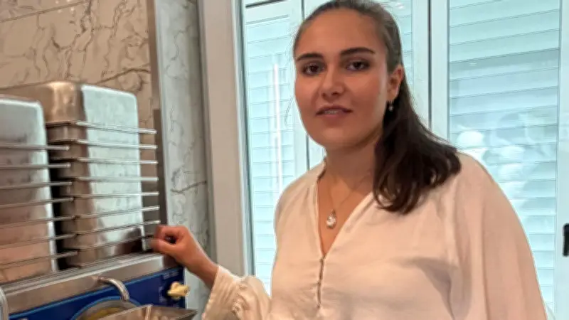 Eis-Café Del Porto in Röbel: Junge Chefin führt Familienbetrieb mit Transparenz und regionalen Zutaten