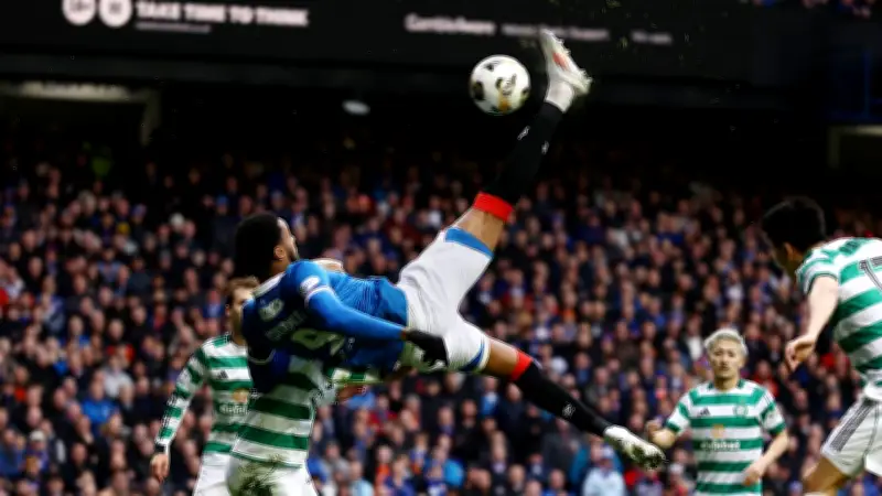 Elfer-Chaos im Schotten-Derby: Fallrückzieher verzaubert Glasgow bei Old Firm