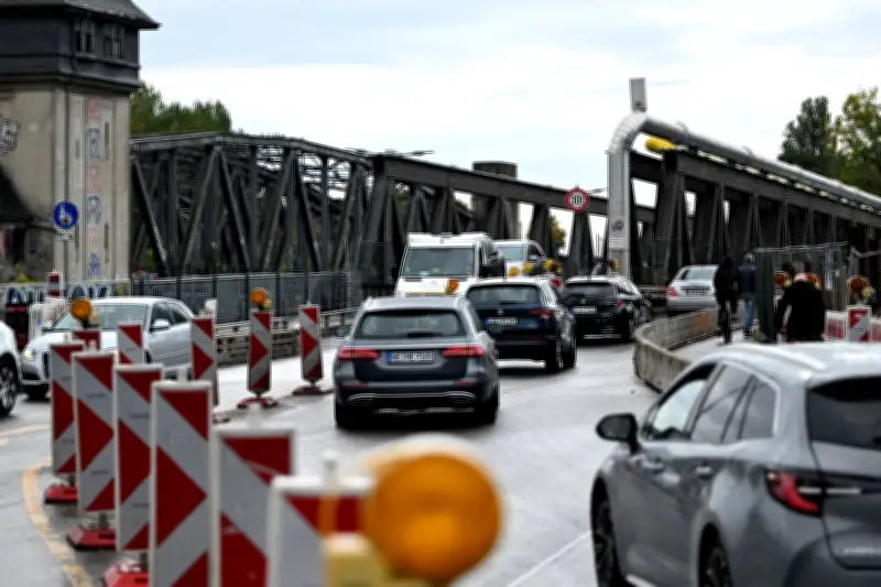 Elsenbrücke in Berlin wird bald beidseitig zweispurig - Entlastung für Verkehr