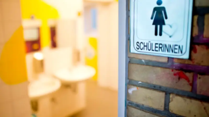 Eltern in Halle fordern dringende Sanierung von maroden Schultoiletten