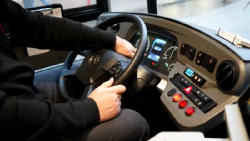 Erneut alkoholisierter Busfahrer im Schienenersatzverkehr in Hagenow gestoppt