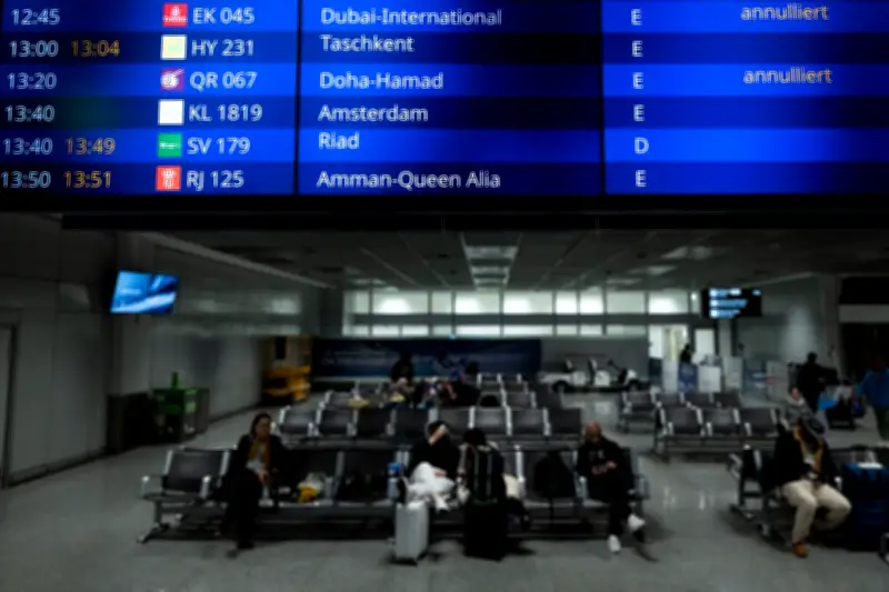 Erste Emirates-Maschine aus Dubai landet nach Iran-Konflikt in Frankfurt