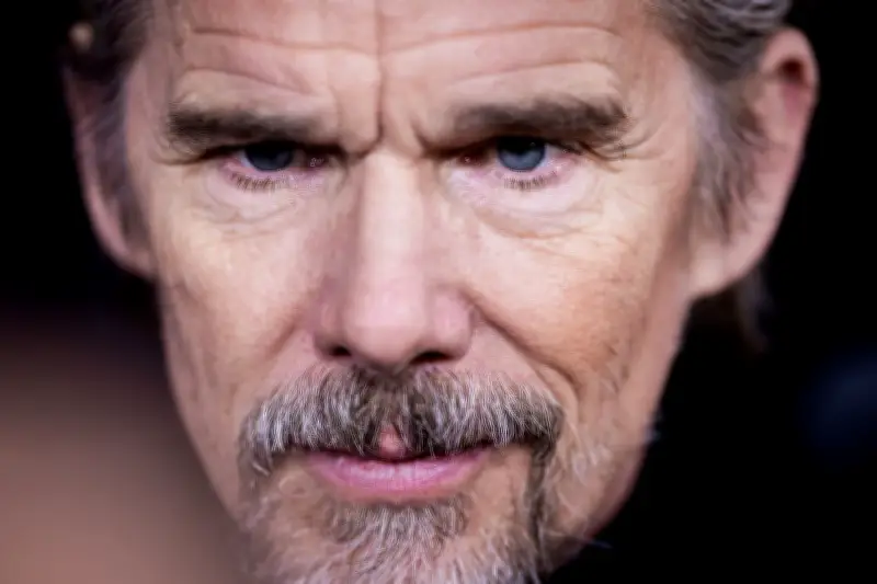 Ethan Hawke kritisiert Handy-Kultur: Dauer-Scrollen statt Kinoerlebnis
