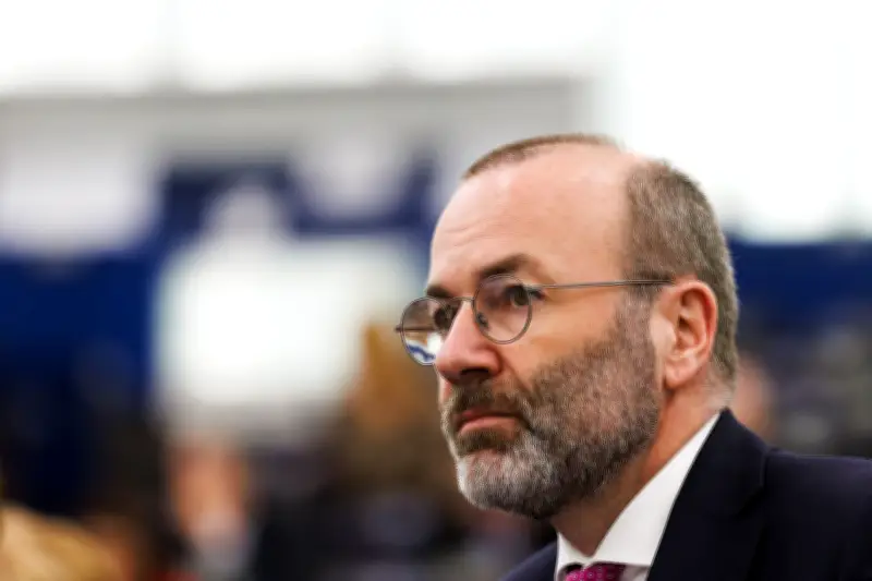 EVP-Affäre: Keine personellen Konsequenzen nach Chat-Enthüllungen mit Rechtsaußen-Parteien