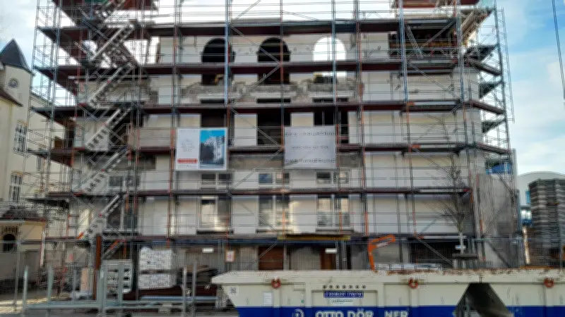 Ewige Baustelle in Warnemünde: DDR-Villa verfällt und sorgt für Frust bei Anwohnern