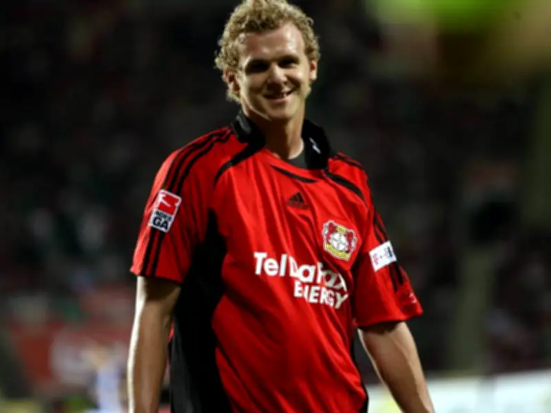 Ex-Bundesliga-Profi Sascha Dum serviert jetzt in Essener Brauhaus