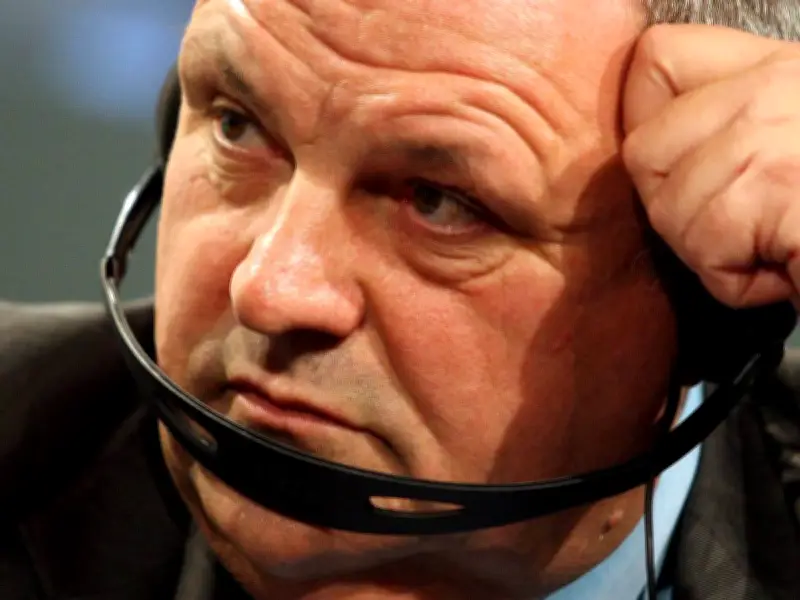 Ex-DFB-Pressechef Stenger kritisiert Präsident Neuendorf scharf: "Profillos und ohne Haltung"