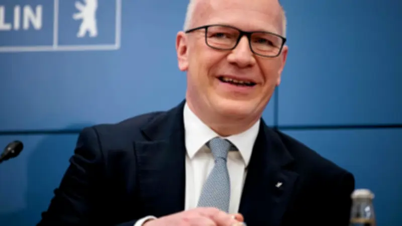 Ex-SPD-Sprecher wechselt zu CDU: Wahlkampf-Unterstützung für Kai Wegner in Berlin