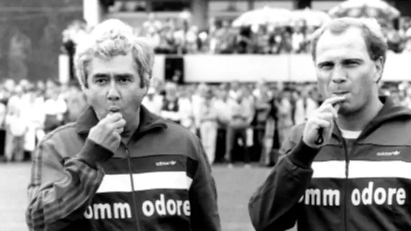 Exklusiv: Der verhinderte Bayern-Deal - Was Hoeneß und Grupp wirklich auf der Toilette besprachen