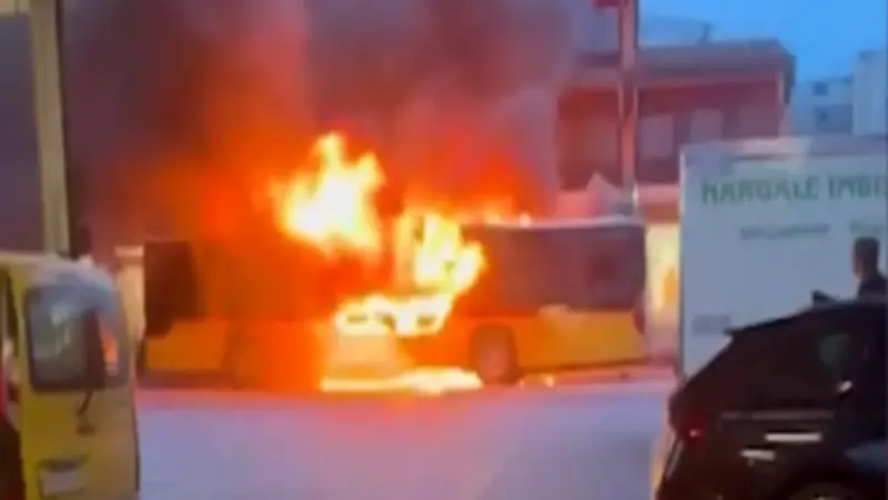 Experten analysieren Busbrand in der Schweiz: Warum die Mitte des Fahrzeugs zur Todesfalle wurde