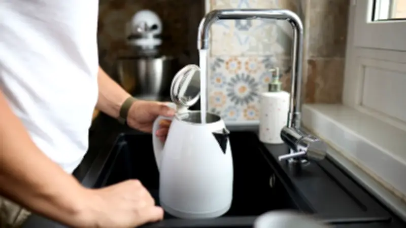 Experten warnen: Wasserfilter für Leitungswasser sind meist unnötig und teuer