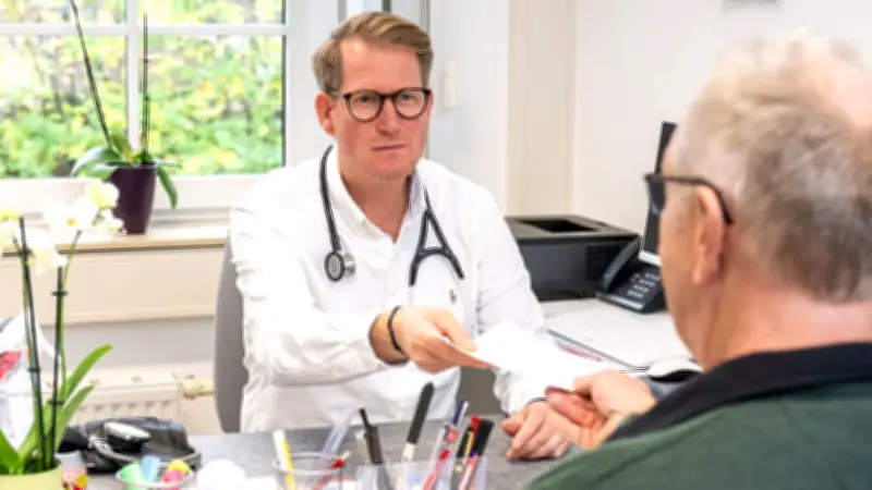 Expertin schlägt Sparliste vor: So könnten Krankenkassen und Patienten entlastet werden