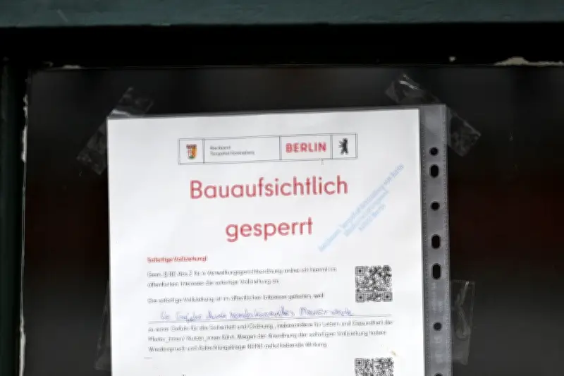 Explosion in Berlin-Schöneberg: Wohnungen nach Brandstiftung unbewohnbar