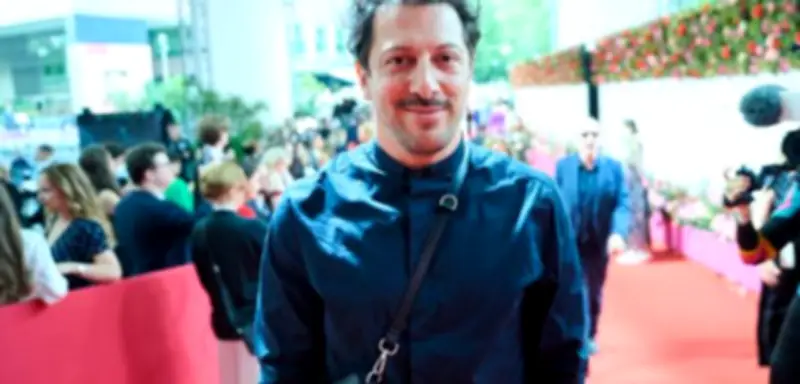 Fahri Yardım bricht Schweigen zu Ulmen-Vorwürfen: Selbstkritik und Gegenwind