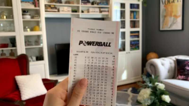 Familienvater löscht 50-Millionen-Dollar-Gewinn-E-Mail - Telefonanruf rettet Jackpot