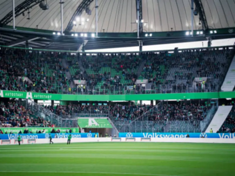 Fan-Ausschreitungen vor Wolfsburg gegen Bremen: Ordner angegriffen