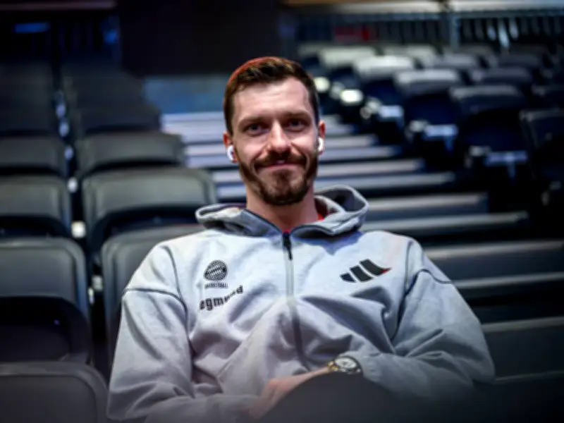 FC Bayern Basketball hält Top-Star Andreas Obst: Verlängerung als Signal für europäische Ambitionen