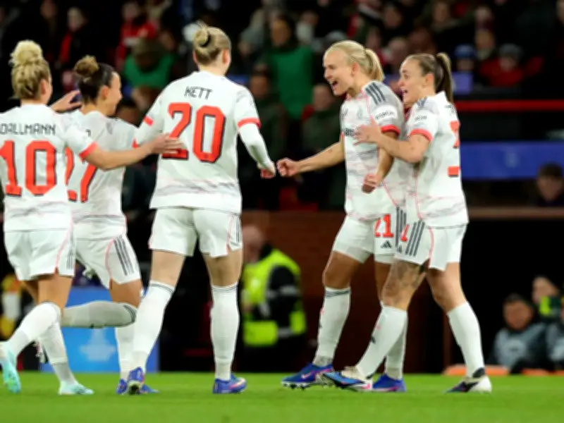 FC Bayern Frauen: Zwei Rückschläge, eine Gala – Der Traum von der Champions League lebt weiter