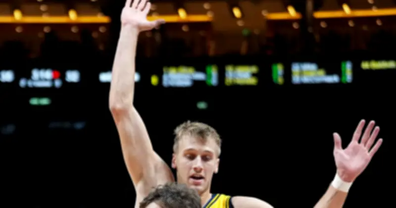 FC Bayern München bindet Justinian Jessup langfristig bis 2028