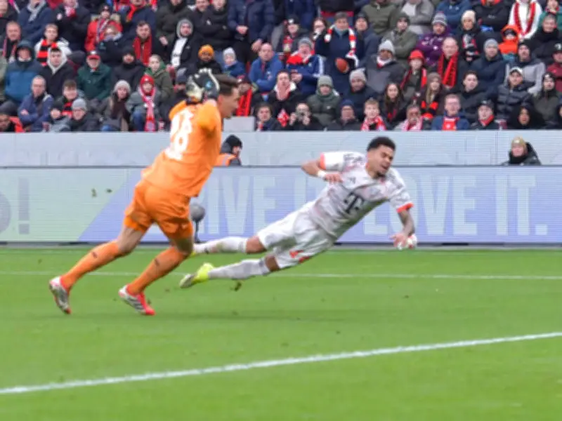 FC Bayern: Uli Hoeneß tobt nach Leverkusen-Debakel - Schiri-Drama im Detail