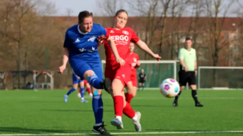FC Neubrandenburgs Fußballerinnen starten mit 9:0-Kantersieg ins neue Jahr